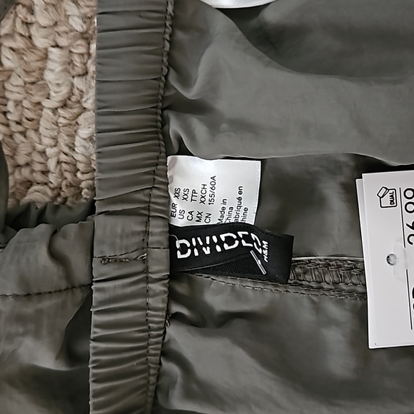 H&M Parachute Pants XXS - Picture 5 of 6